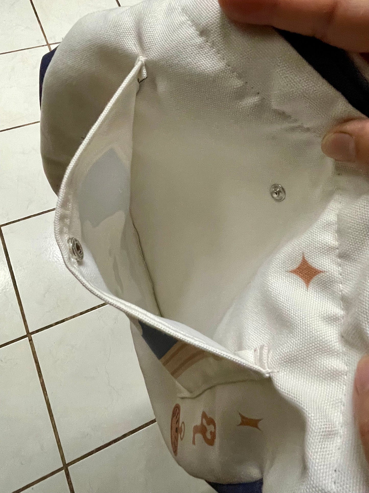 Timeless Adventure Messenger Bag